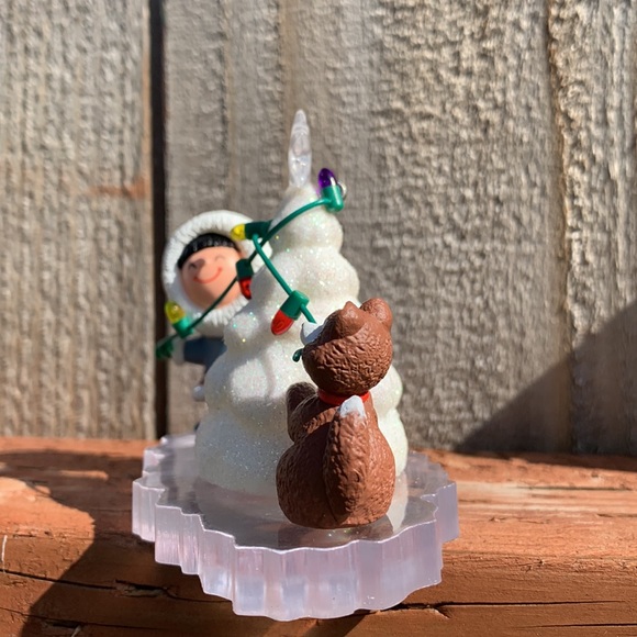 Hallmark Frosty Friends ornament 22 - Picture 6 of 13